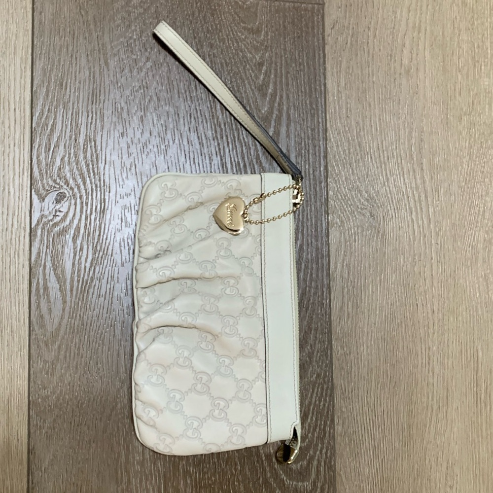 Gucci Guccissima wristlet *EUC* / off white leather wristlet